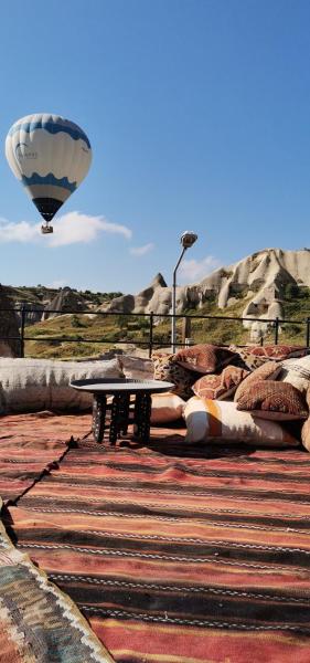 Salkım Cave House